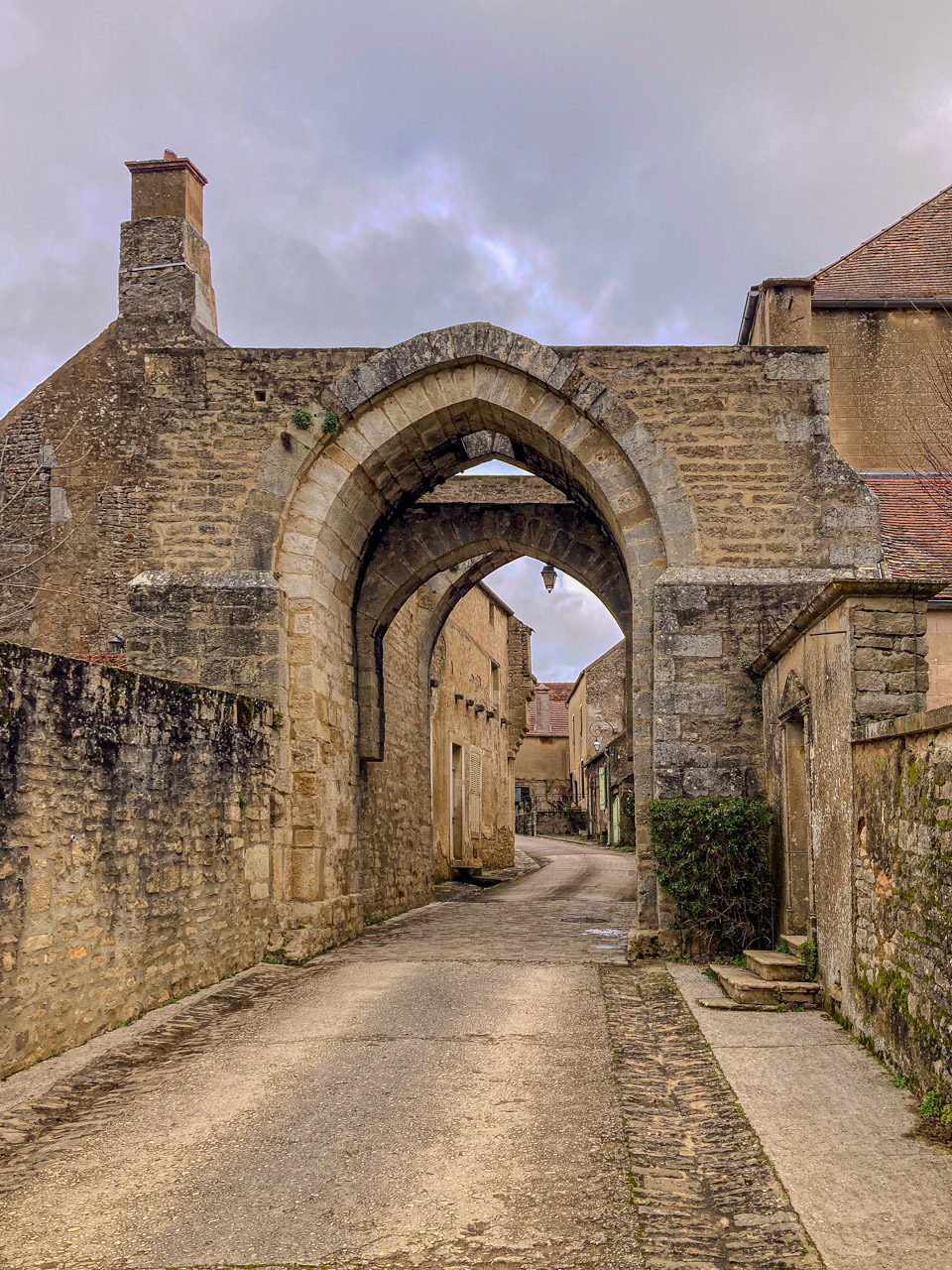 Stadttor von Montréal, Bourgogne